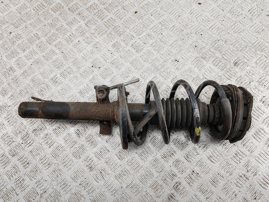 Амортизатор передний правый