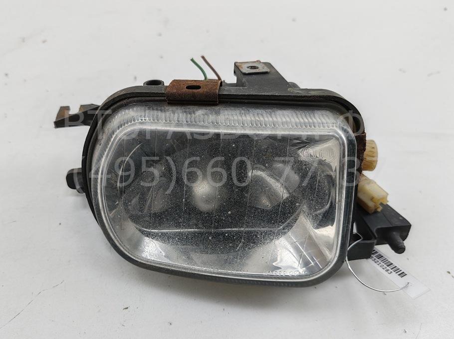 Фара противотуманная левая
