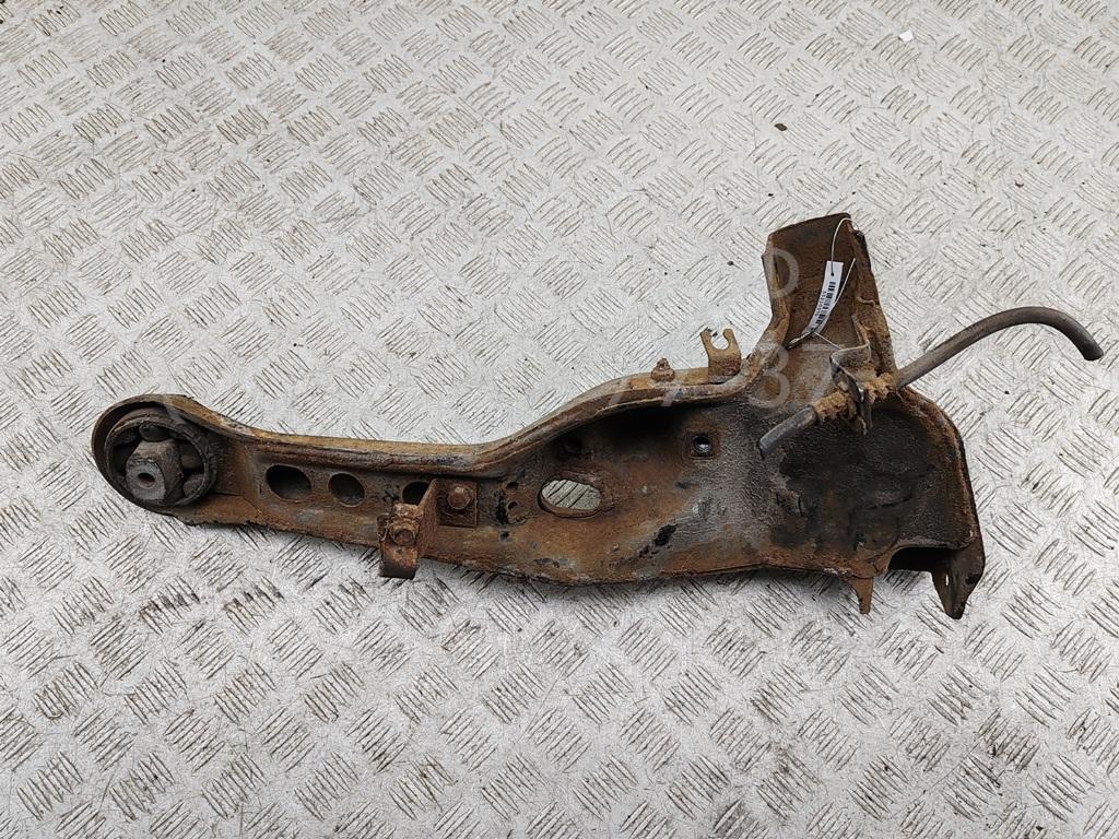 Рычаг задний правый