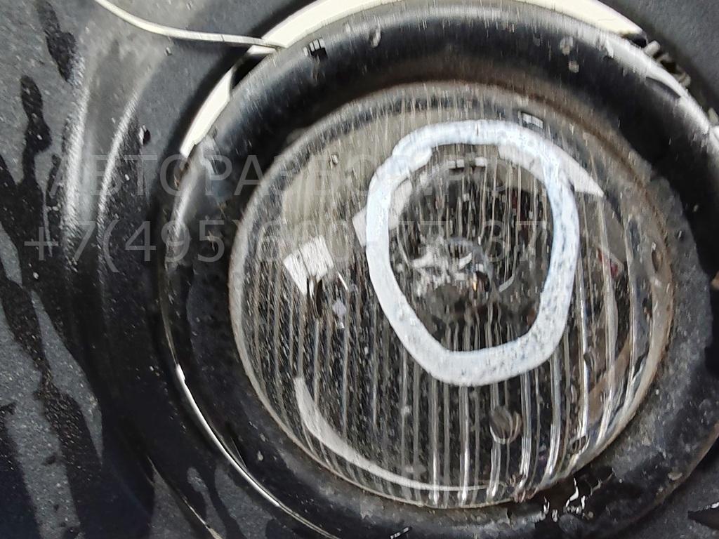 Фара противотуманная левая