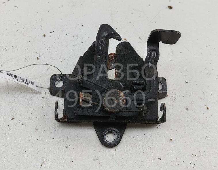 Замок капота