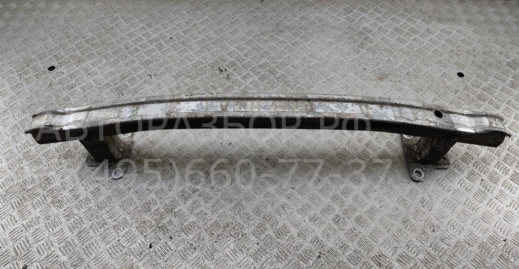 Усилитель переднего бампера