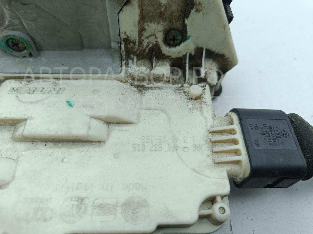 Замок двери передней левой