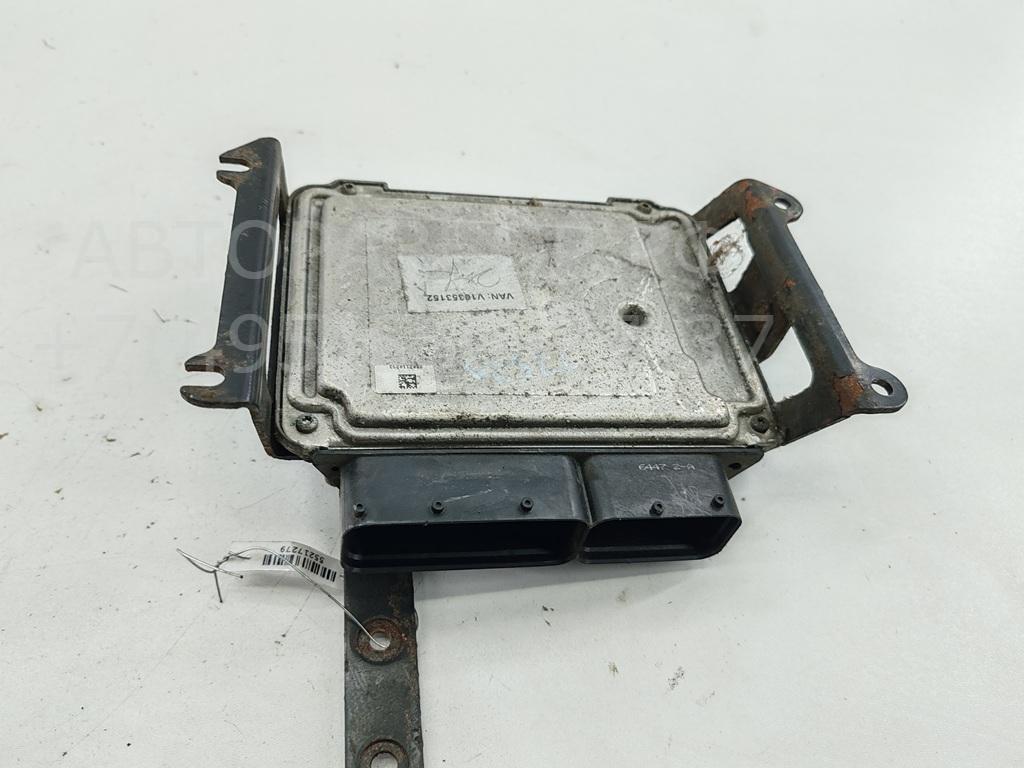 Блок управления двигателем