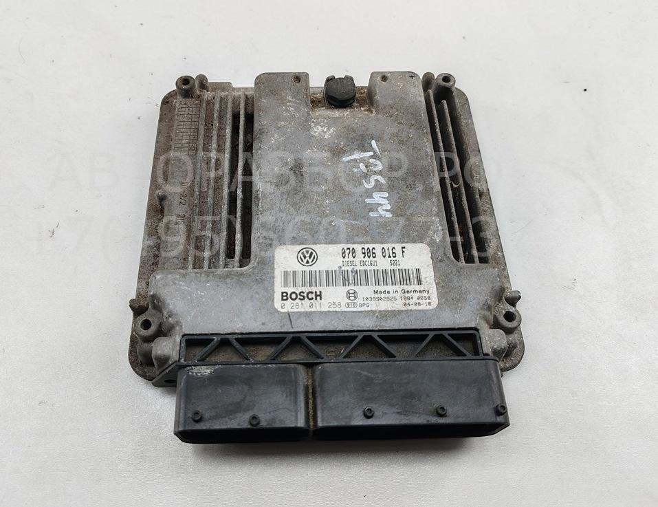 Блок управления двигателем