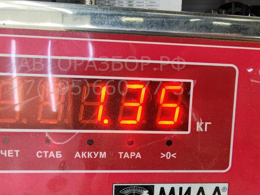 Петля двери