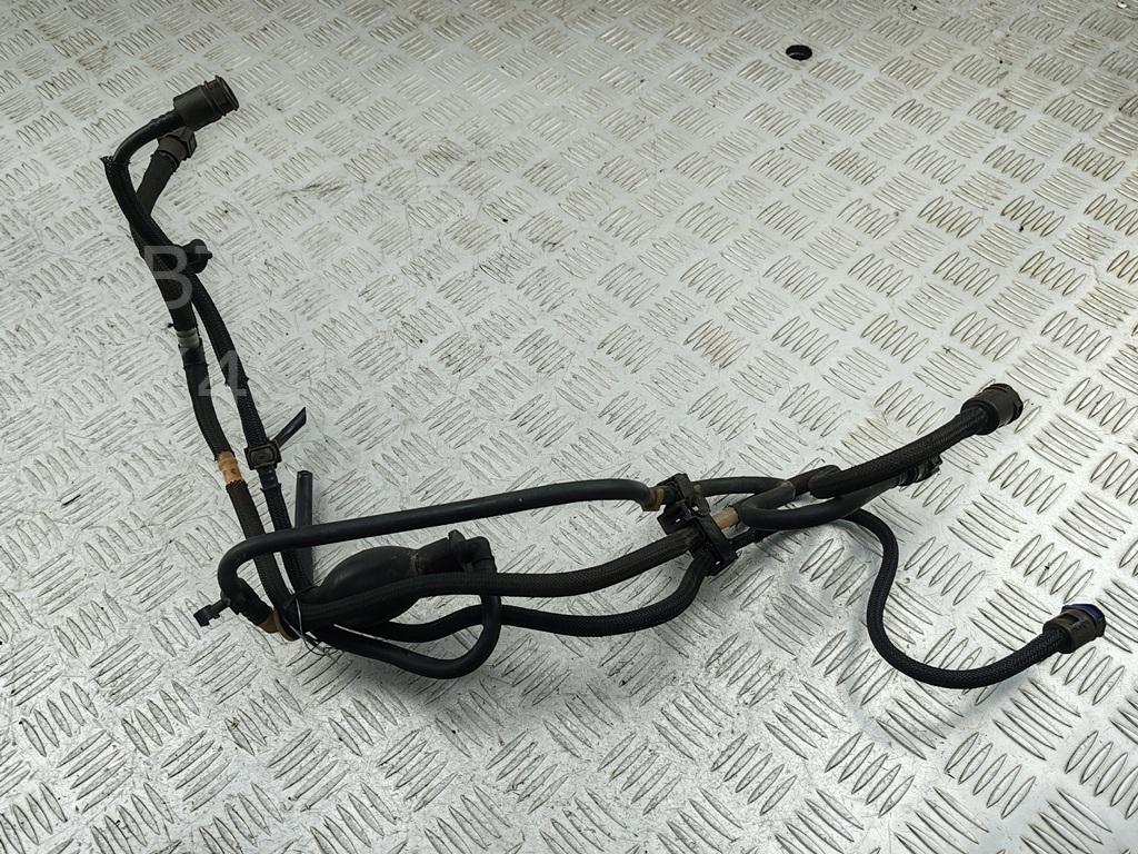 Трубка топливная