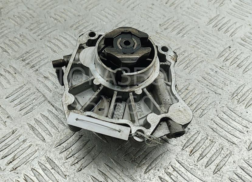 Насос вакуумный