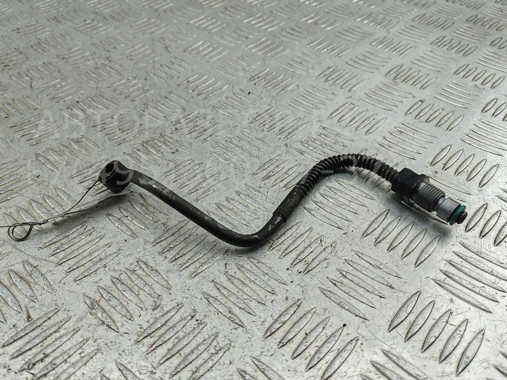 Трубка масляная