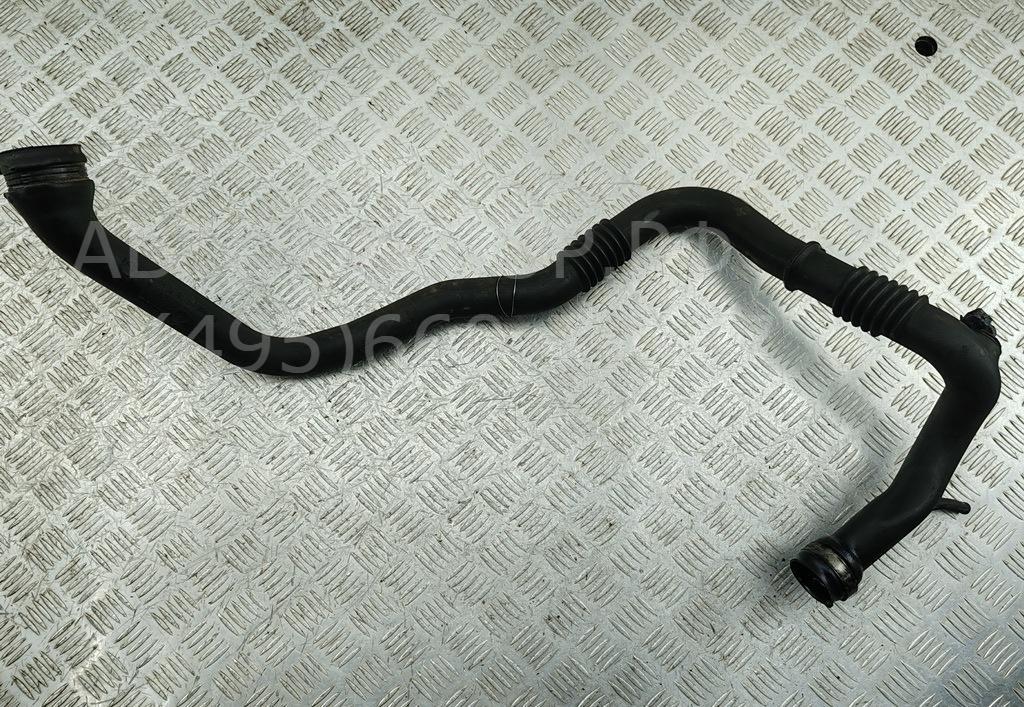 Патрубок интеркулера