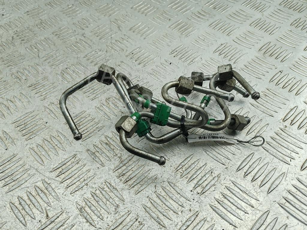 Трубка топливная