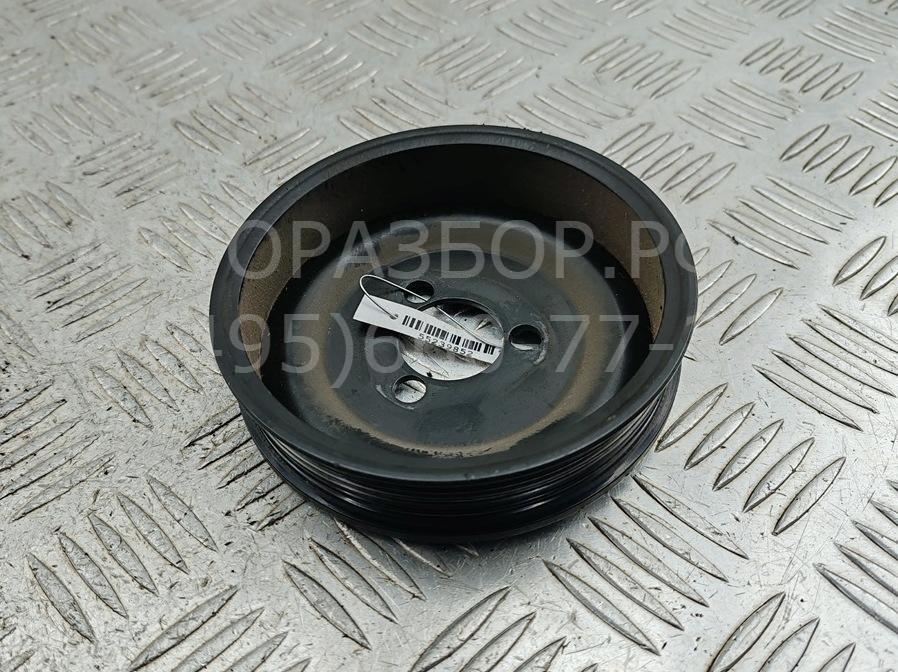Шкив водяного насоса (помпы)