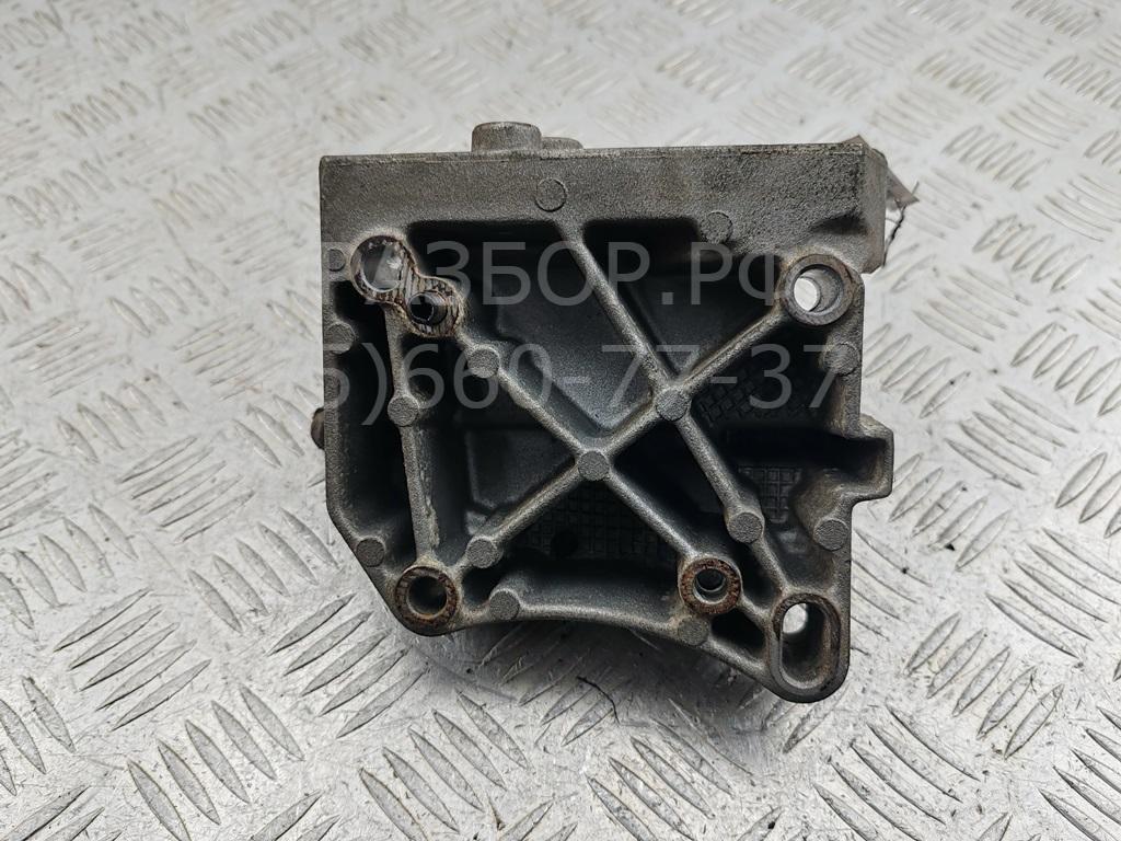 Кронштейн генератора