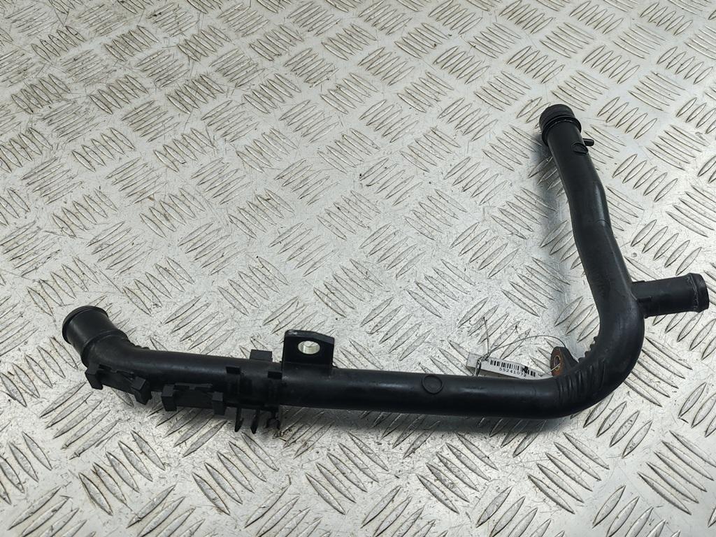 Трубка системы охлаждения