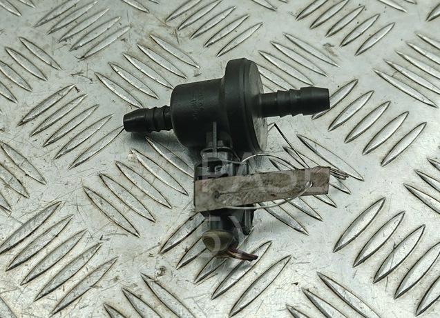 Клапан вентиляции топливного бака