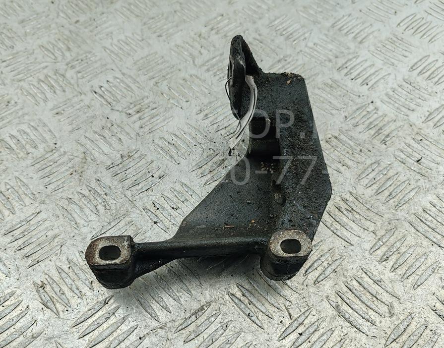 Кронштейн ГУР