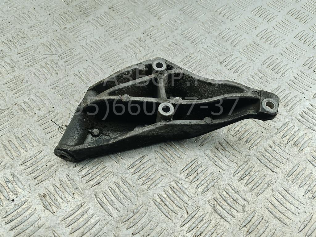 Кронштейн ГУР