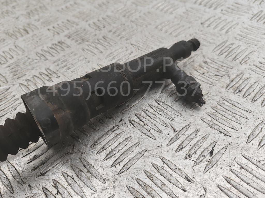 Цилиндр сцепления рабочий