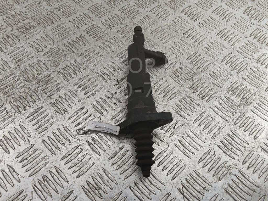 Цилиндр сцепления рабочий