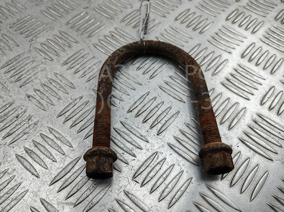 Стремянка задней рессоры