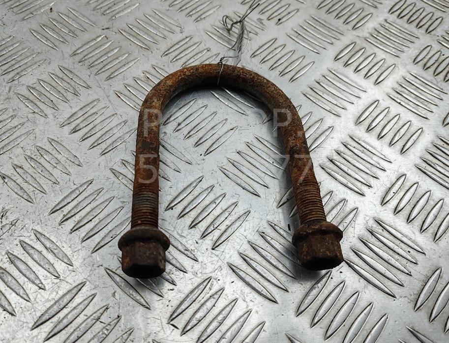 Стремянка задней рессоры