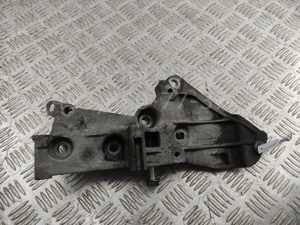 Кронштейн генератора