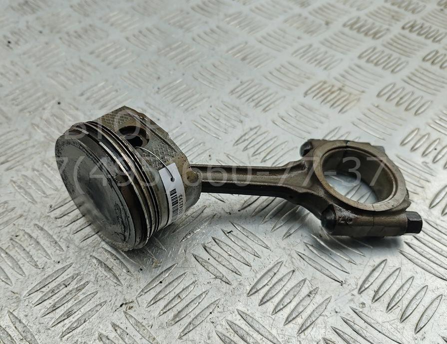 Поршень с шатуном