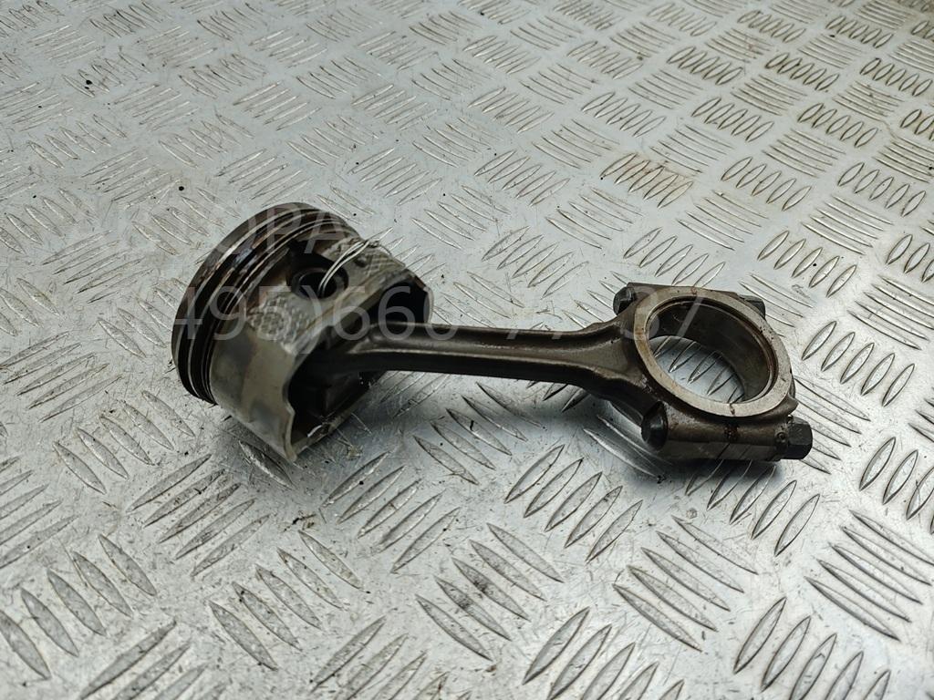 Поршень с шатуном