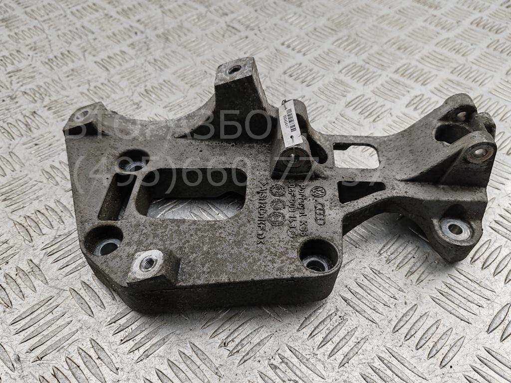 Кронштейн генератора