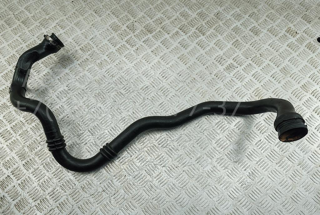 Патрубок интеркулера