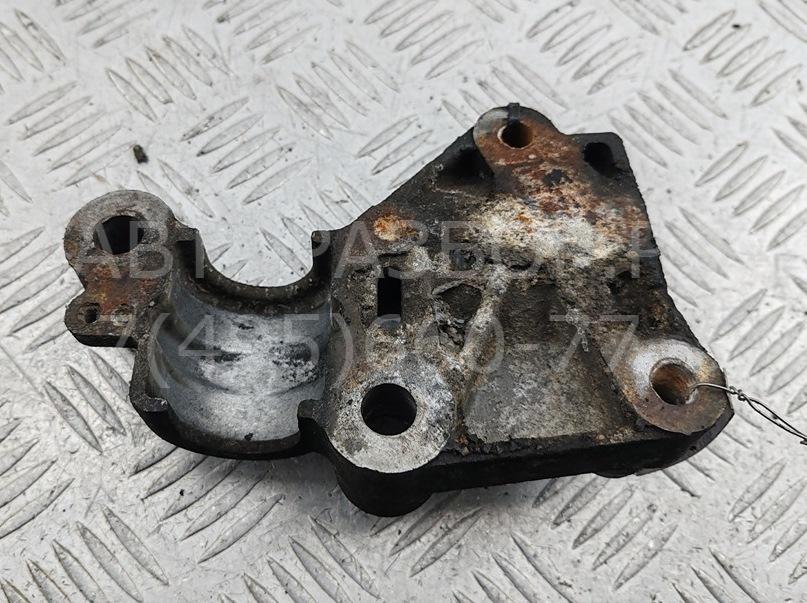 Кронштейн (сопут. товар)