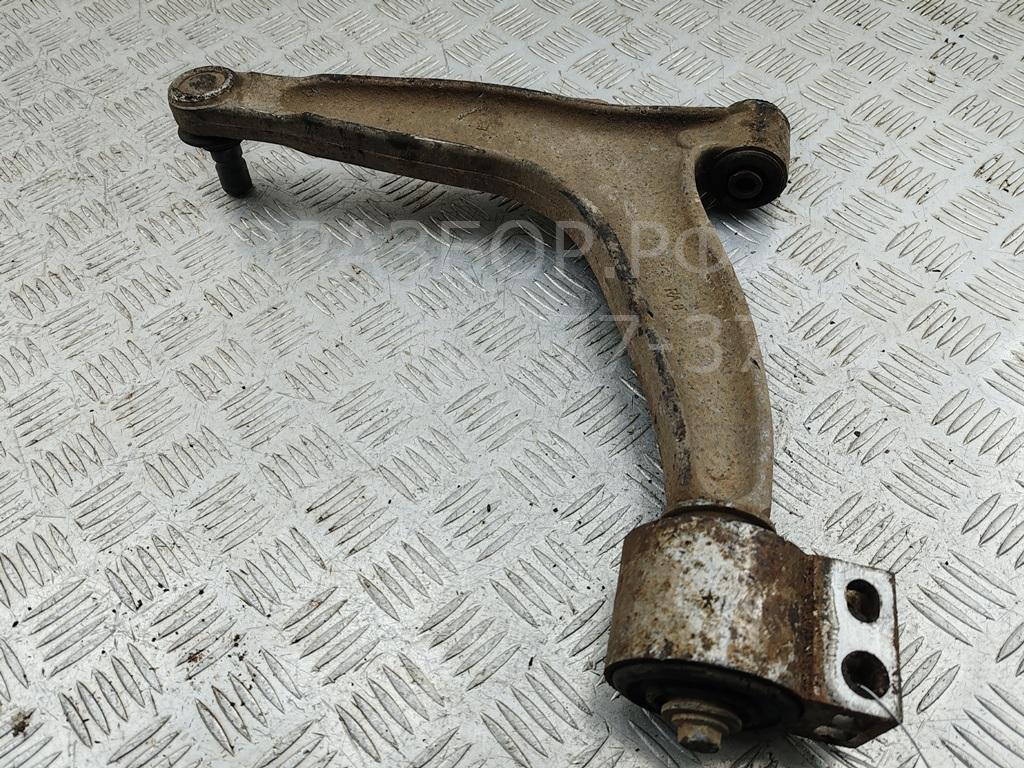 Рычаг передний правый