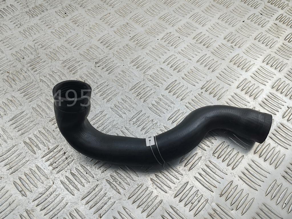 Патрубок радиатора