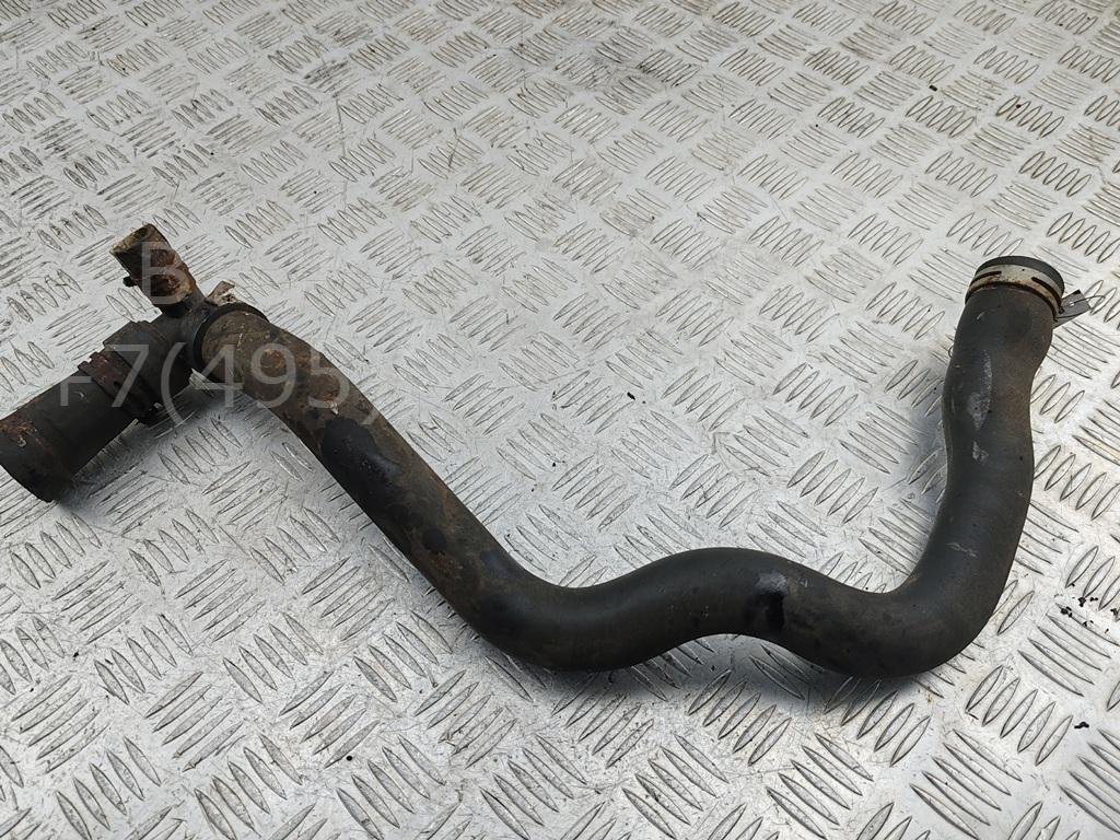 Патрубок радиатора