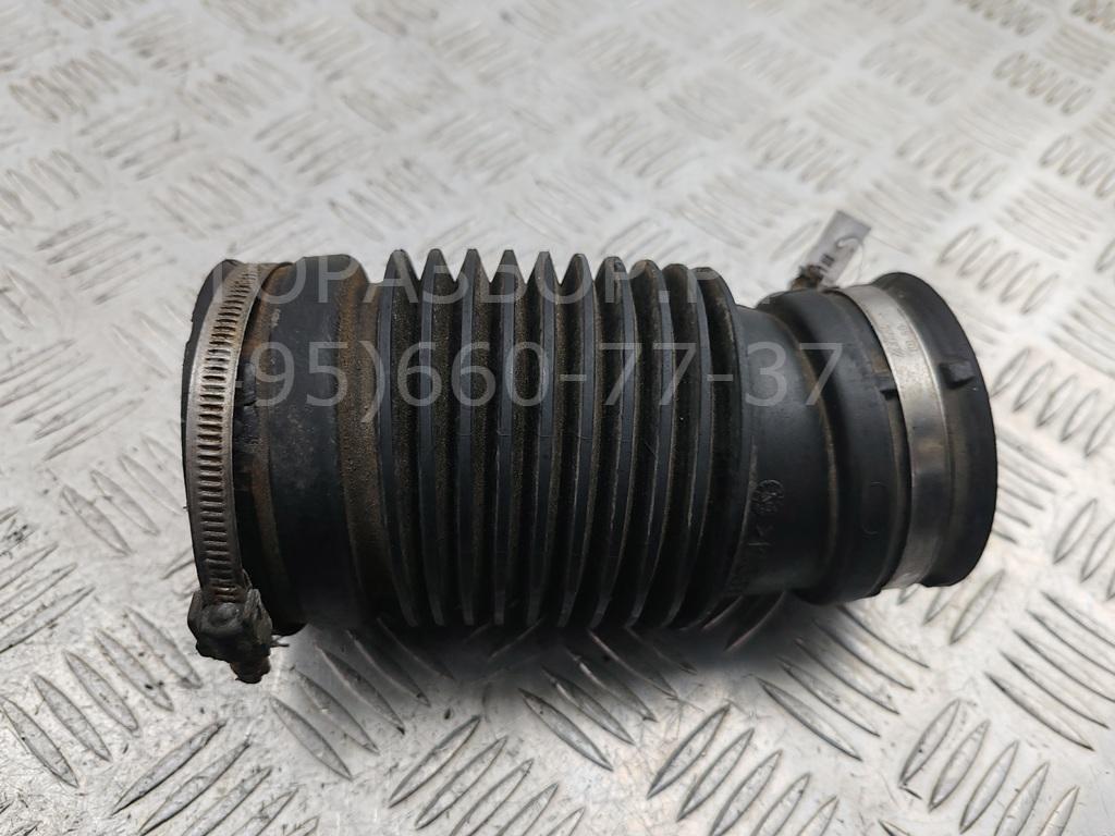 Патрубок воздушного фильтра