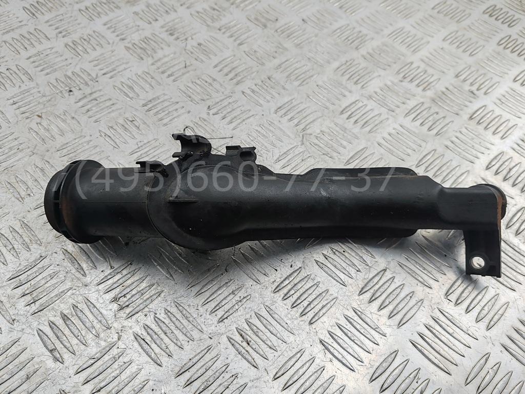 Маслозаливная горловина