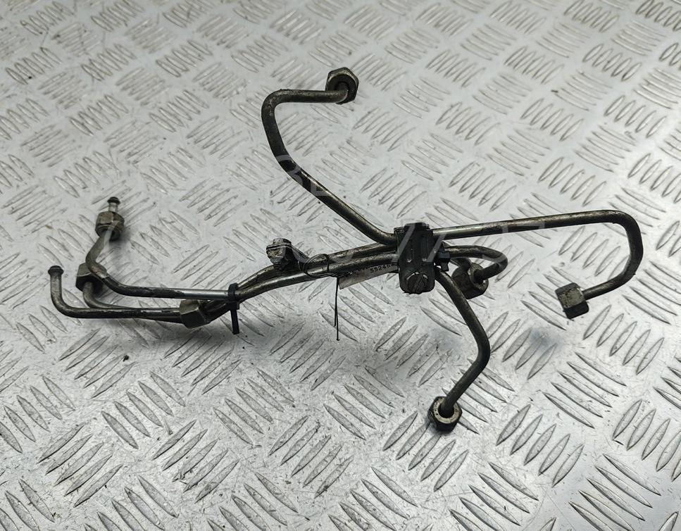 Трубка топливная