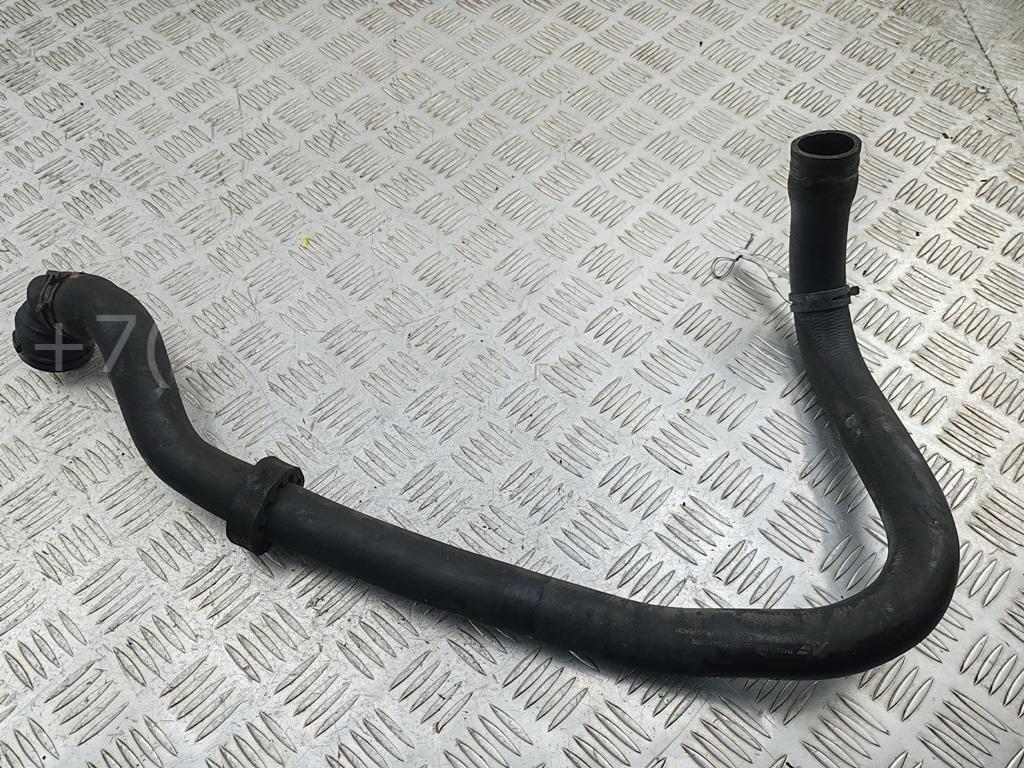 Патрубок радиатора