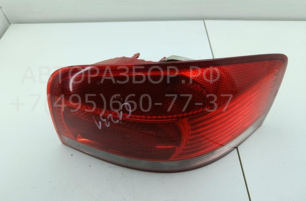Фонарь задний правый