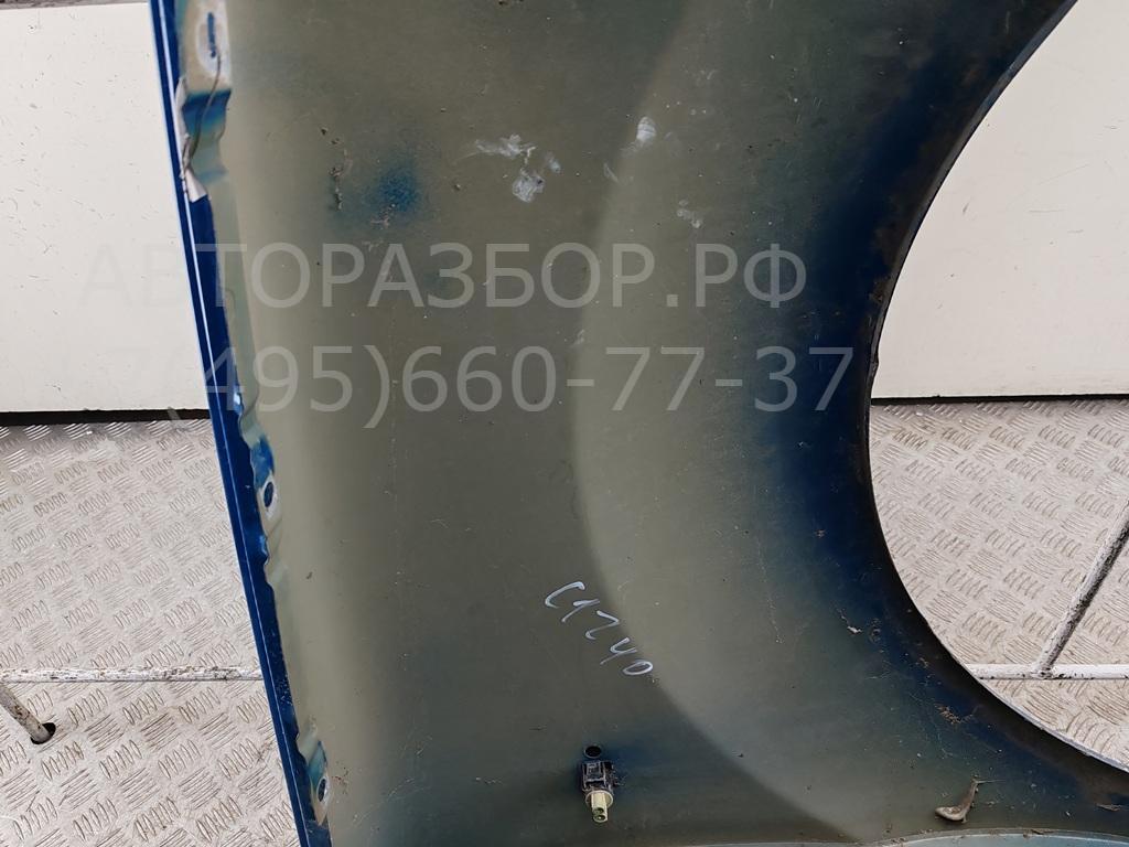 Крыло переднее левое