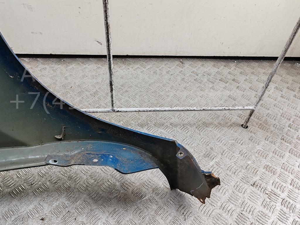 Крыло переднее левое