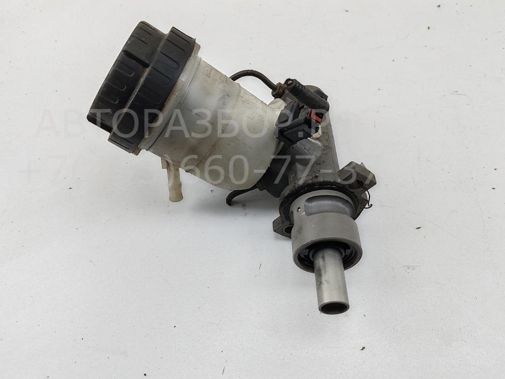 Цилиндр тормозной главный