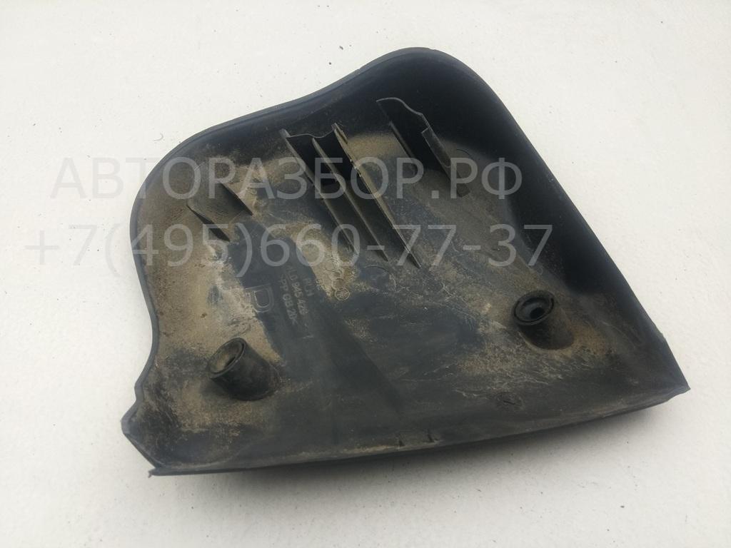 Накладка двери багажника