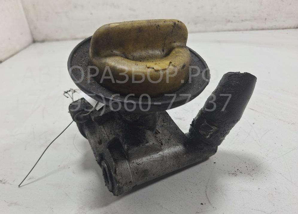 Маслозаливная горловина