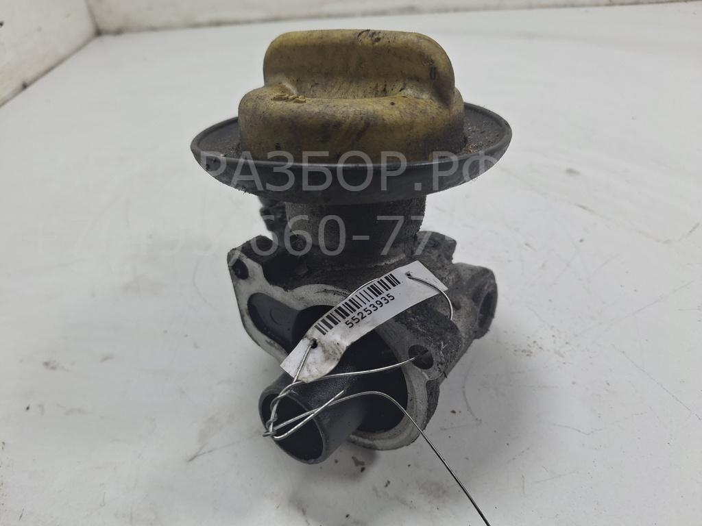 Маслозаливная горловина