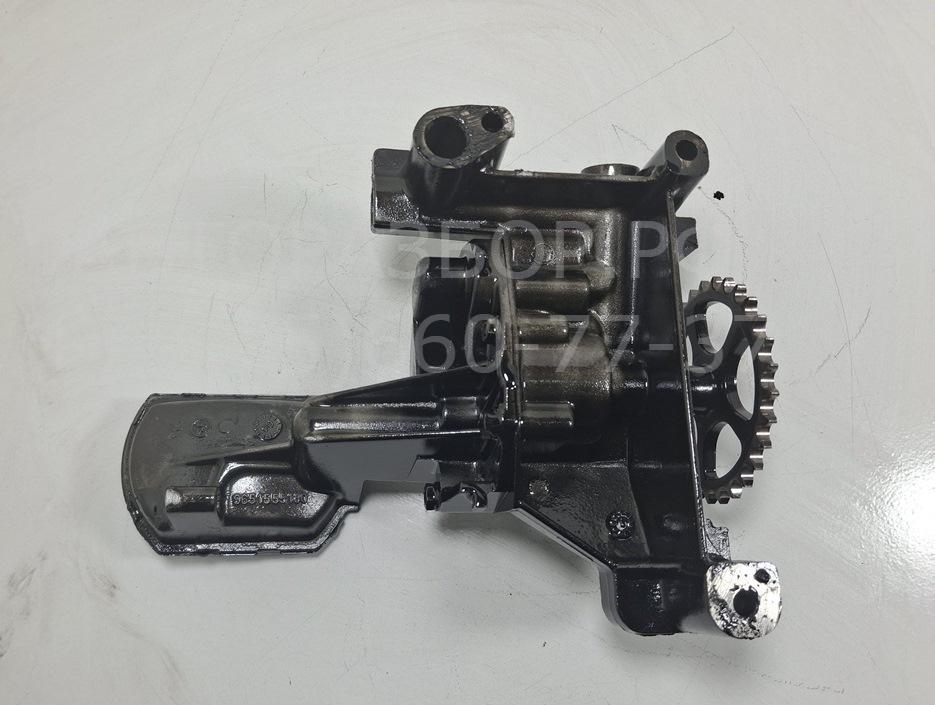 Насос масляный