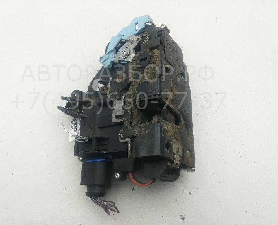 Замок двери задней правой