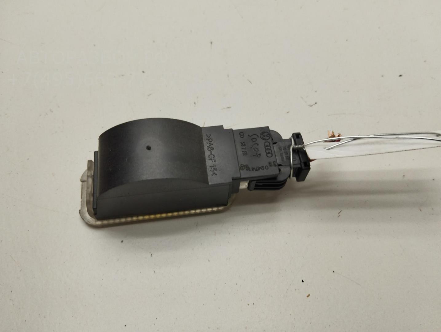 Плафон салонный