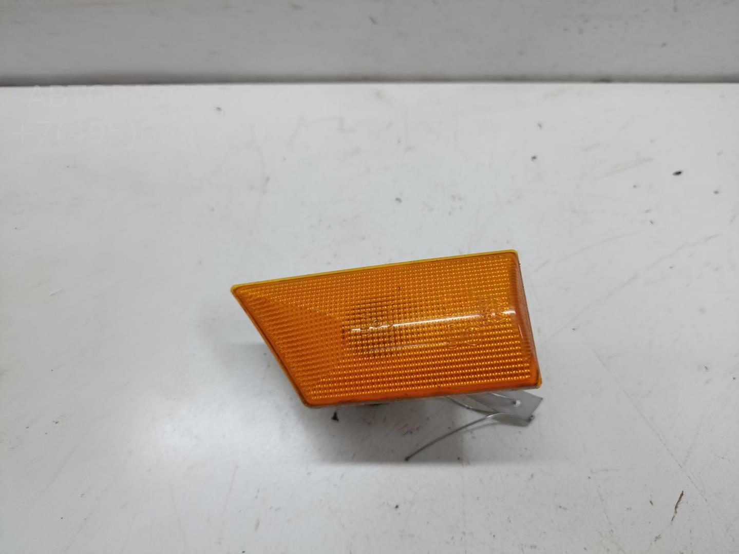 Указатель поворота левый