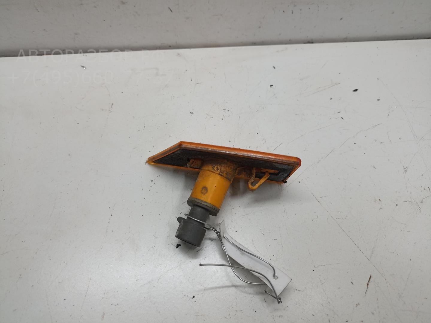 Указатель поворота левый